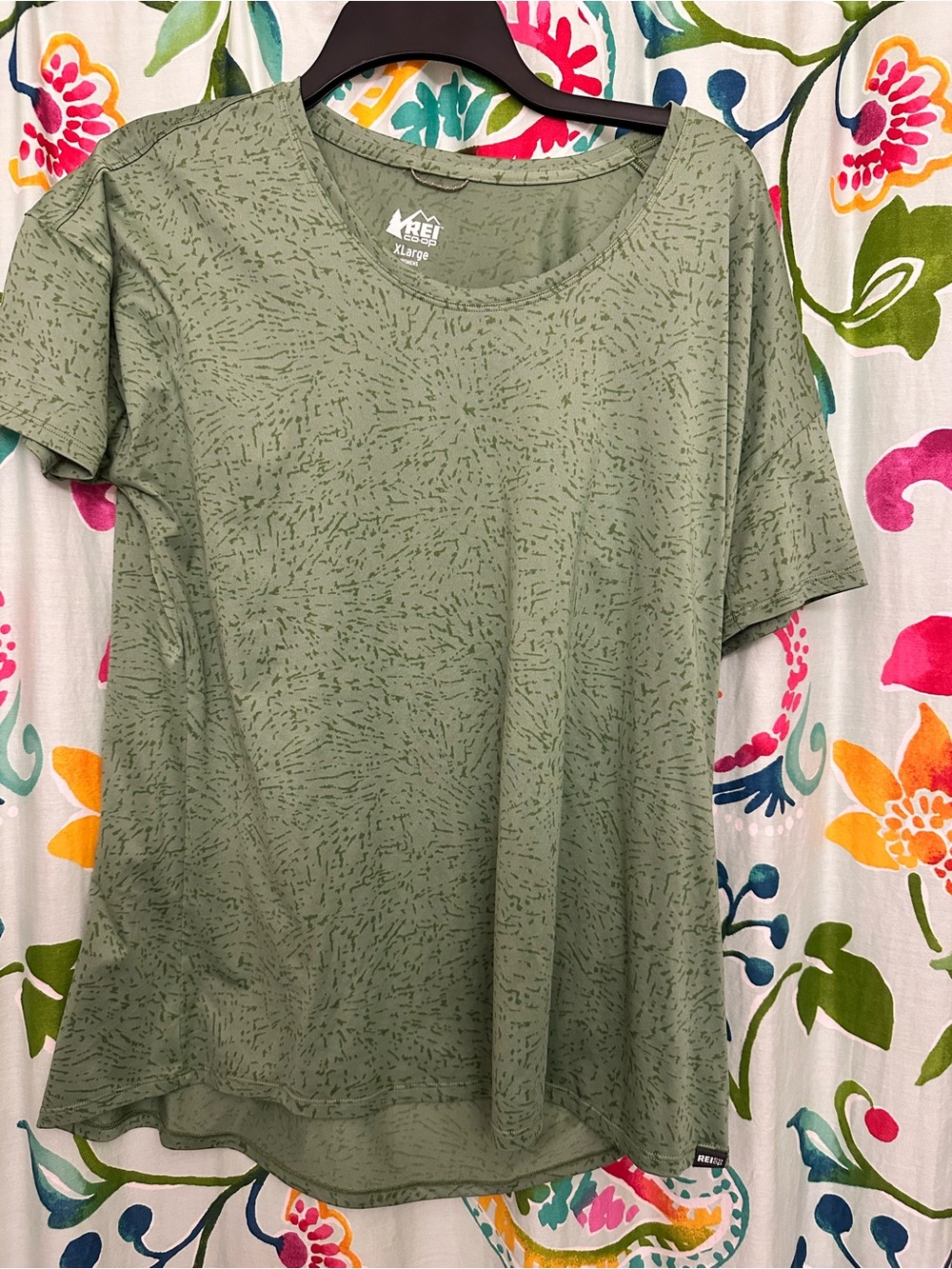 REI Lightweight green Short-Sleeve Women's Top
